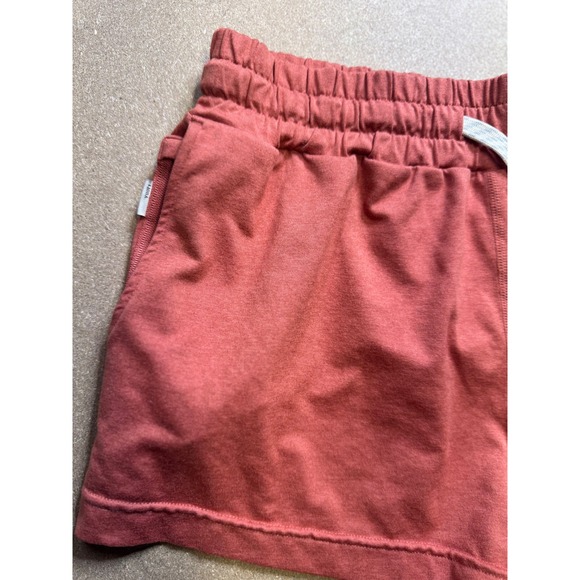 Vuori Women Coral Heather Performance Athletic Shorts Size M Drawstring Pockets - Picture 6 of 8